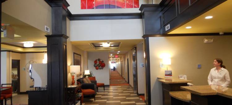智选假日套房酒店格林(Holiday Inn Express & Suites GREENSBURG by IHG)图片