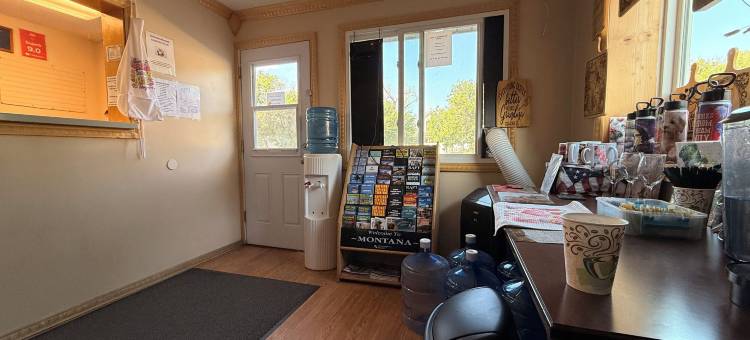 秋之朗达普(蒙大拿)12号公路旅馆(Autumn's Inn Roundup MT near Hwy 12)图片