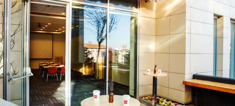 宜必思伊斯坦布尔伊森耶特酒店(Ibis Istanbul Esenyurt)图片