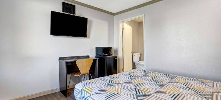 雷德布拉夫6号汽车旅馆(Motel 6 Red Bluff, CA)图片