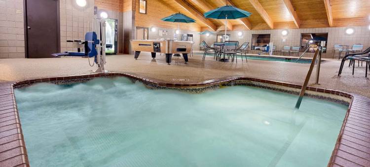 奥瓦通纳呗盟套房酒店(Baymont by Wyndham Owatonna)图片