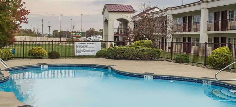 奥斯汀镇温德姆戴斯酒店(Days Inn by Wyndham Austintown)图片