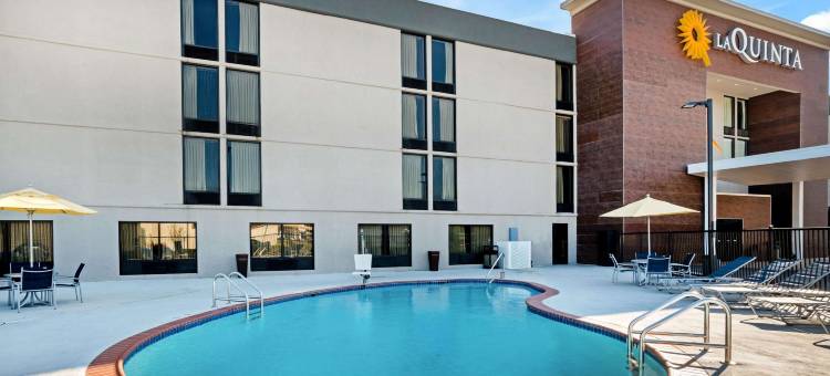 哥伦布拉昆塔温德姆套房酒店(La Quinta Inn & Suites by Wyndham Columbus MS)图片