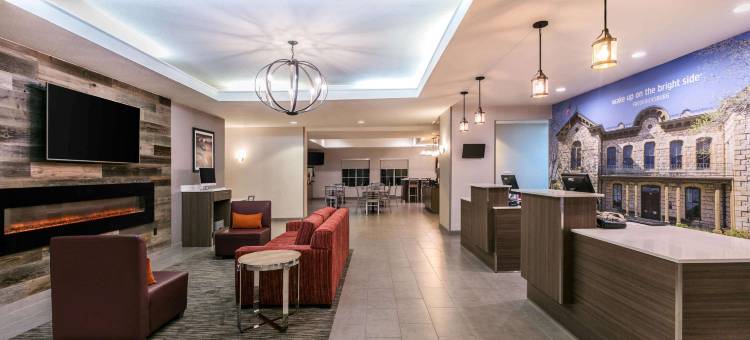 弗雷德里克斯堡拉昆塔温德姆套房酒店(La Quinta Inn & Suites by Wyndham Fredericksburg)图片