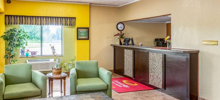 牛顿伊克诺旅馆(Econo Lodge Inn & Suites)图片