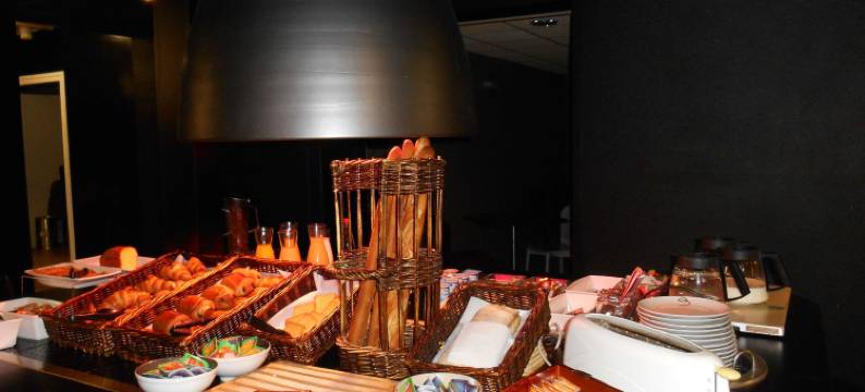 蒙吕松圣维克托康铂酒店(Campanile Montlucon - Saint Victor)图片