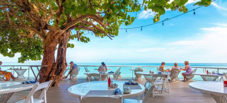 旅行者海滩度假村(Travellers Beach Resort)图片
