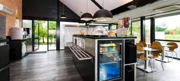 波尔多机场原生酒店(The Originals Access, Hôtel Bordeaux Aéroport)图片