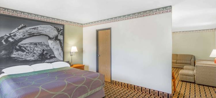 格兰茨帕斯温德姆速8酒店(Super 8 by Wyndham Grants Pass)图片