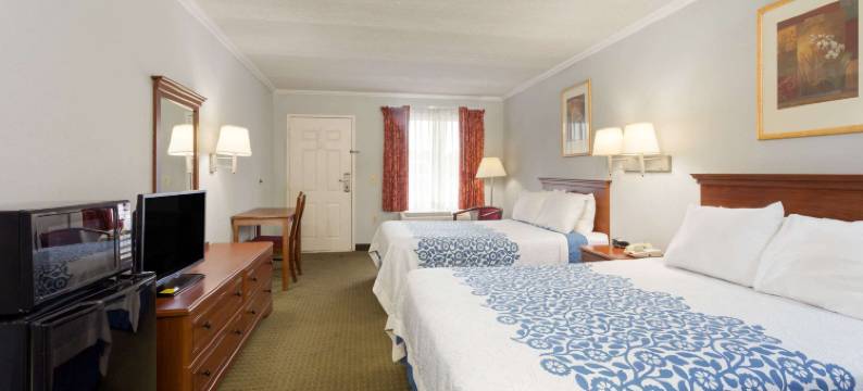 克林顿戴斯酒店(Days Inn by Wyndham Clinton)图片