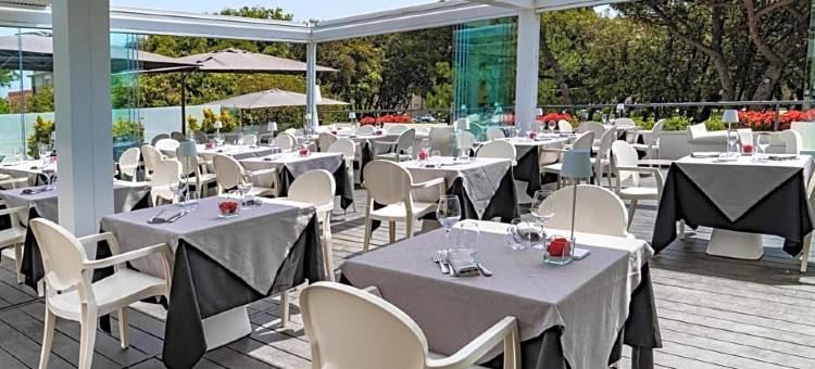 拉斐尔酒店(Raffaello Hotel & Mooka Restaurant)图片