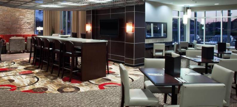 希尔顿逸林酒店-萨凡纳机场(DoubleTree by Hilton Savannah Airport)图片