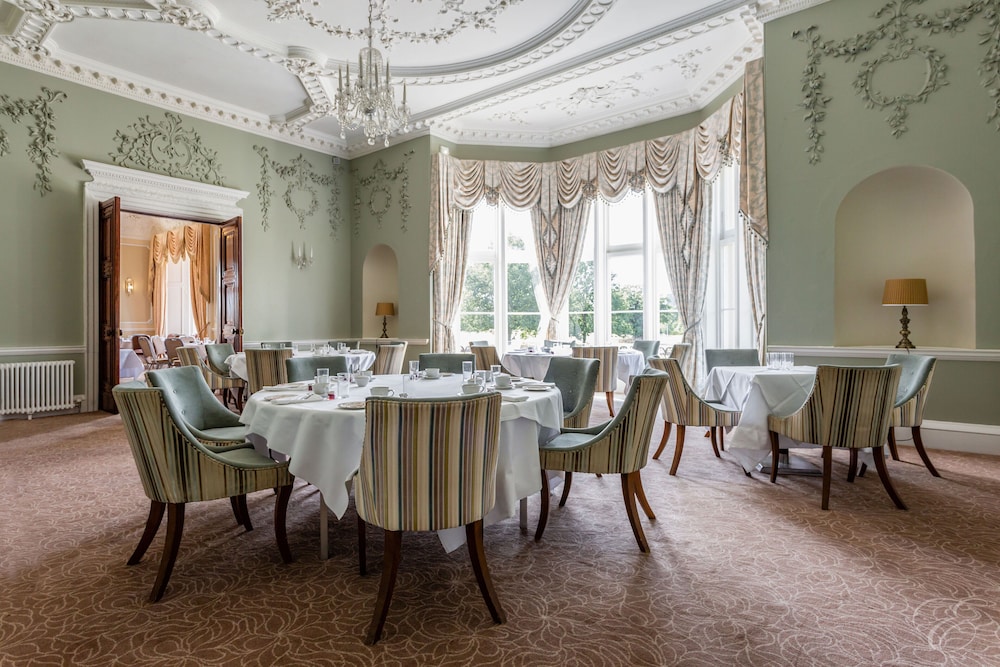 Wivenhoe House HotelOver view