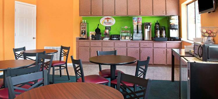 休斯顿-布鲁克霍洛速8酒店(Super 8 by Wyndham Houston/Brookhollow NW)图片
