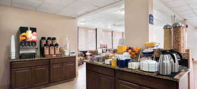 杰克逊维尔机场温德姆戴斯酒店(Days Inn by Wyndham Jacksonville Airport)图片