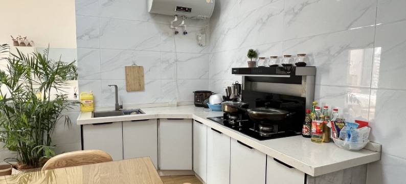 三只猫咪公寓(绣球大道1号分店)图片