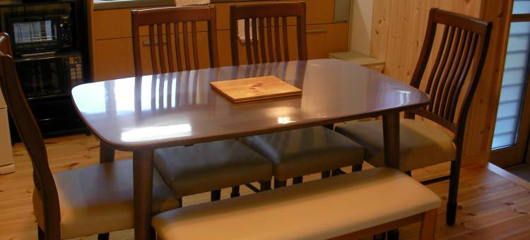 国头小屋立满桥的岸边(Gujo Cottage Ryukobashi No Hotori)图片