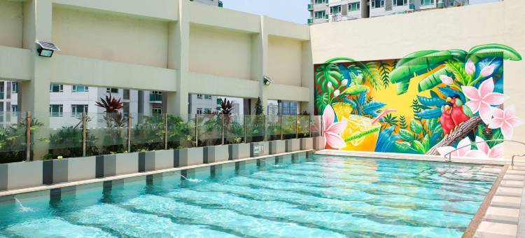 马卡蒂套房假日酒店(Holiday Inn & Suites Makati)图片