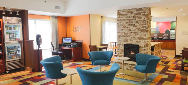 莱克星顿伯里亚费尔菲尔德套房酒店(Comfort Inn & Suites)图片