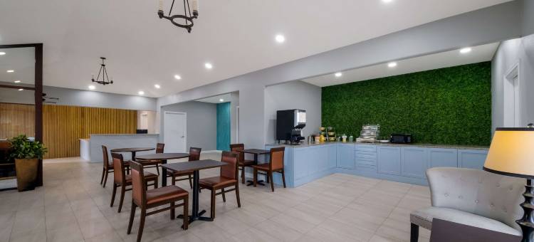 罗德威套房酒店(Rodeway Inn & Suites)图片