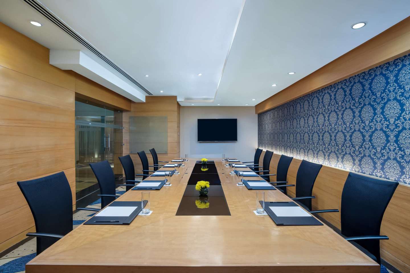 Radisson Blu Marina Hotel Connaught Place Hotel Overview