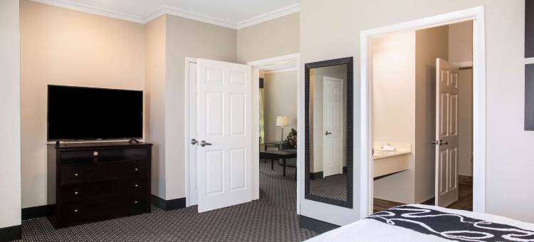 哥伦布拉昆塔温德姆套房酒店(La Quinta Inn & Suites by Wyndham Columbus TX)图片