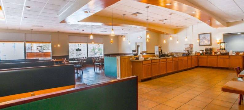 布拉特尔伯勒北部品质酒店及会议中心(Quality Inn & Conference Center Brattleboro North)图片