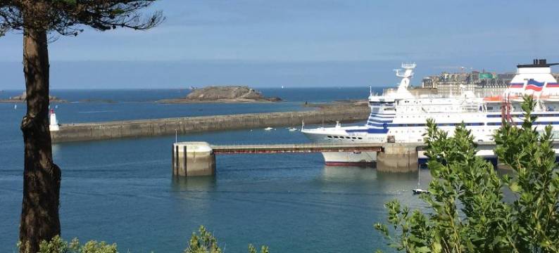 奥邦阿奎尔酒店(Au Bon Accueil)图片