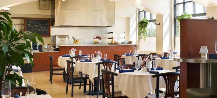 福朋喜来登喜來登酒店-费城机场(Four Points by Sheraton Philadelphia Airport)图片