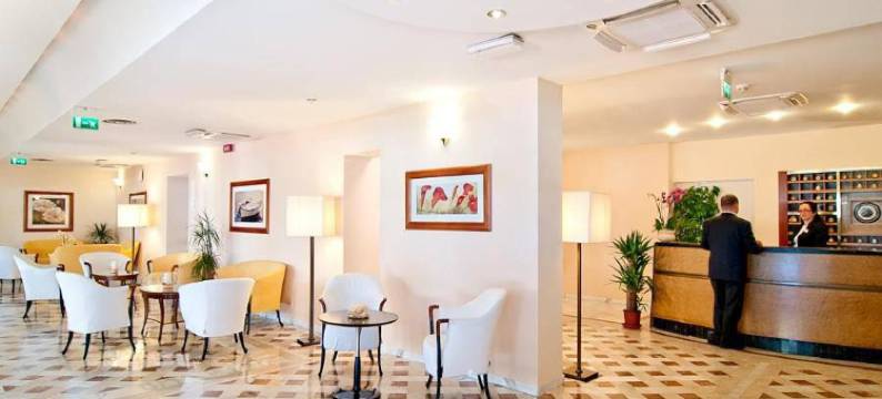 韦西利亚宫殿酒店(Versilia Palace Hotel)图片