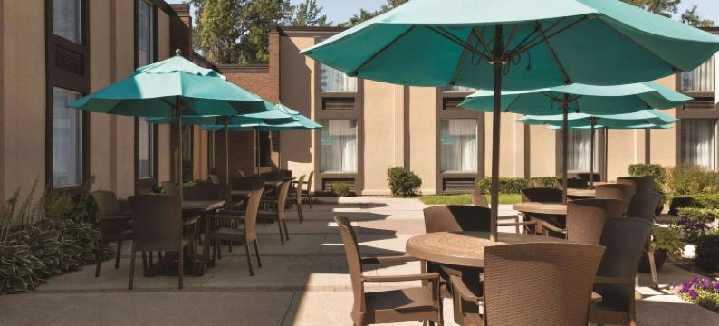 特拉弗斯城丽怡酒店(Country Inn & Suites by Radisson, Traverse City, MI)图片