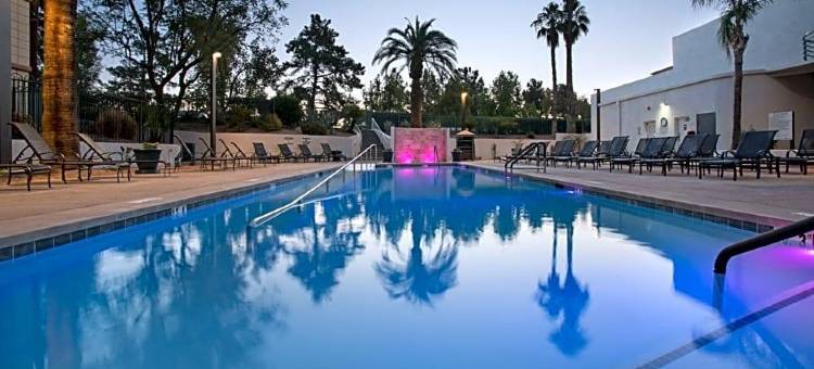 凤凰城比特摩尔希尔顿安泊酒店(Embassy Suites by Hilton Phoenix Biltmore)图片