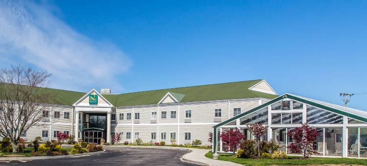 米德尔敦-纽波特凯艺套房酒店(Quality Inn and Suites Newport - Middletown)图片
