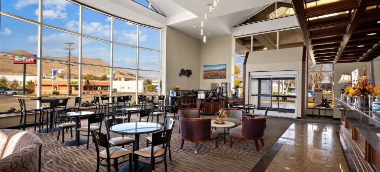 金色乡村贝斯特韦斯特优质酒店(Best Western Plus Gold Country Inn)图片