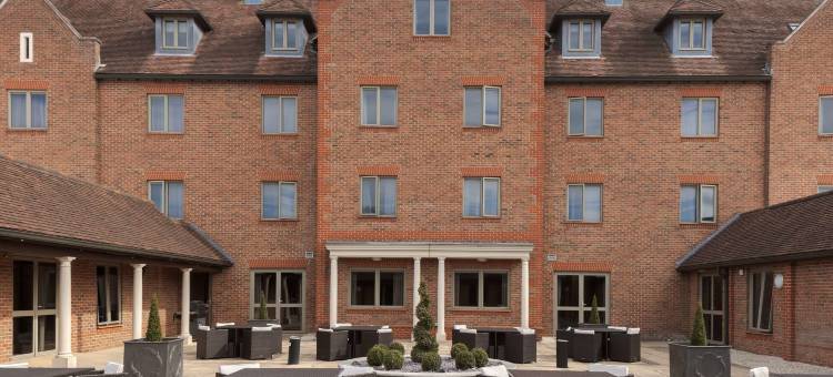 剑桥钟楼水疗酒店(Cambridge Belfry Hotel & Spa)图片