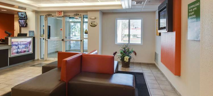 德克萨斯布朗斯维尔 6 号汽车旅馆(Motel 6 Brownsville, TX)图片