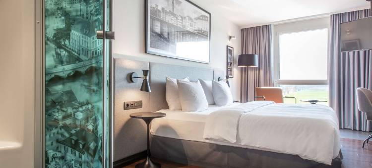 苏黎世机场丽笙酒店(Radisson Hotel Zurich Airport)图片