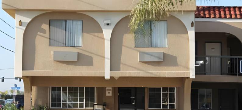 橙市塔斯廷酒店(Orange Tustin Inn in Orange)图片