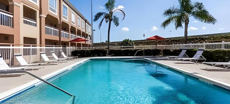 奥兰多温德姆速 8 酒店(近佛罗里达购物中心)(Super 8 by Wyndham Orlando Near Florida Mall)图片