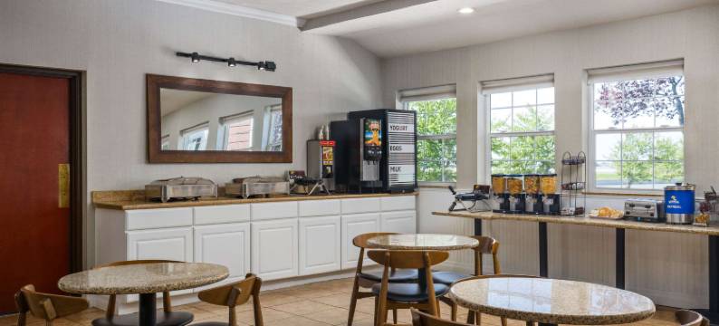 摩塞斯莱克温德姆华美达酒店(Ramada by Wyndham Moses Lake)图片