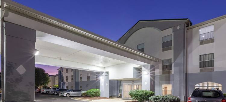 拉格兰奇温德姆速8酒店(Super 8 by Wyndham la Grange KY)图片