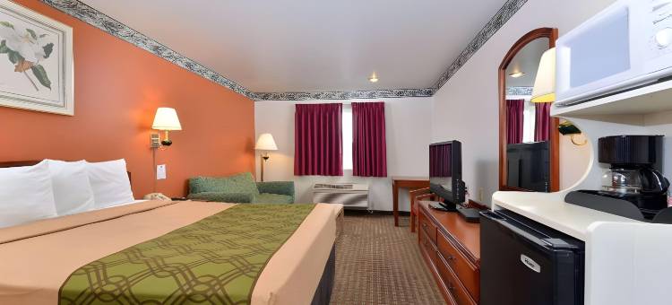 科宁旅行中心的伊克诺旅馆套房(Econo Lodge Inn & Suites Corning Travel Center)图片