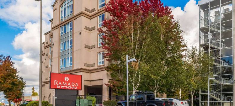 塔科机场华美达酒店(Ramada by Wyndham SeaTac Airport)图片