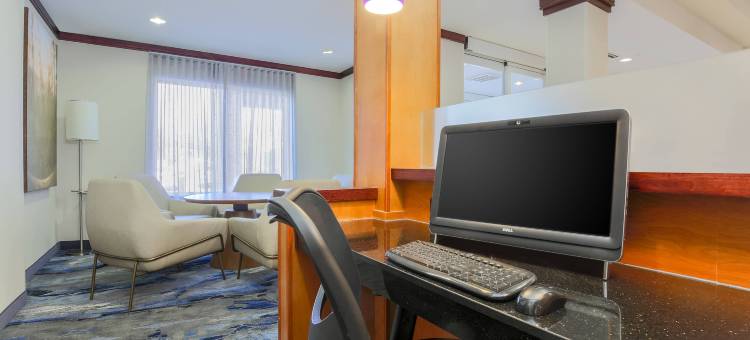 莫沃万枫酒店及套房(Fairfield Inn & Suites Mahwah)图片