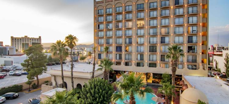 华雷斯城卢鲁斯那酒店(Hotel Lucerna Ciudad Juarez)图片