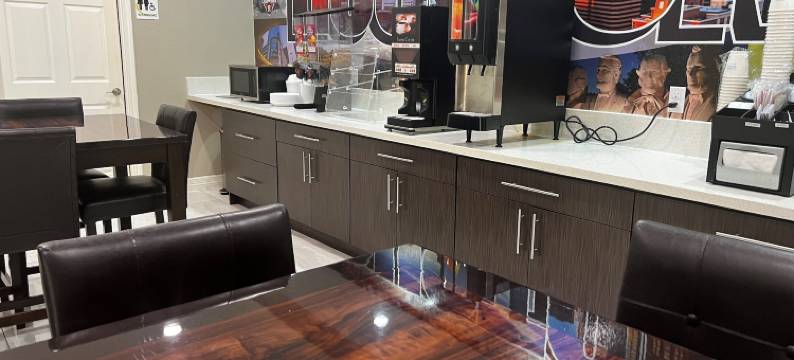 休斯顿西北赛普拉斯温德姆速8酒店(Super 8 by Wyndham Houston Northwest Cypress)图片