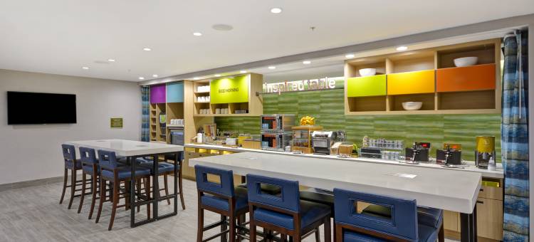 北大急流城希尔顿惠庭酒店(Home2 Suites by Hilton Grand Rapids North)图片