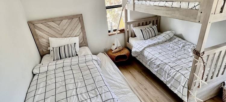 SANTA CLARA! Coastal, modern 3BR ESCAPE, harbor view, boat slip, CLUB access图片