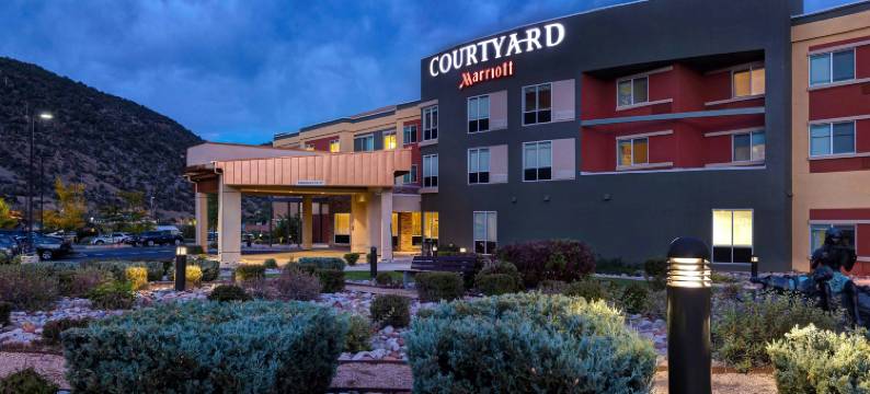 格伦伍德温泉万怡酒店(Courtyard Glenwood Springs)图片