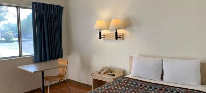 西尔马流浪客栈(Vagabond Inn Sylmar)图片